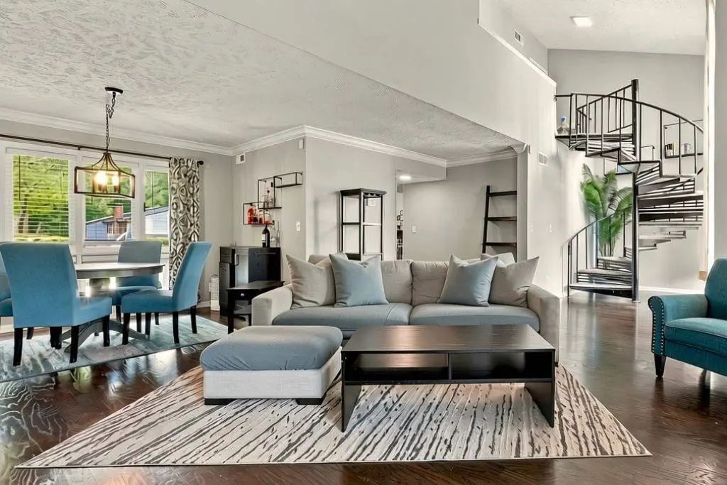 3249 Clairmont North Ne, Brookhaven