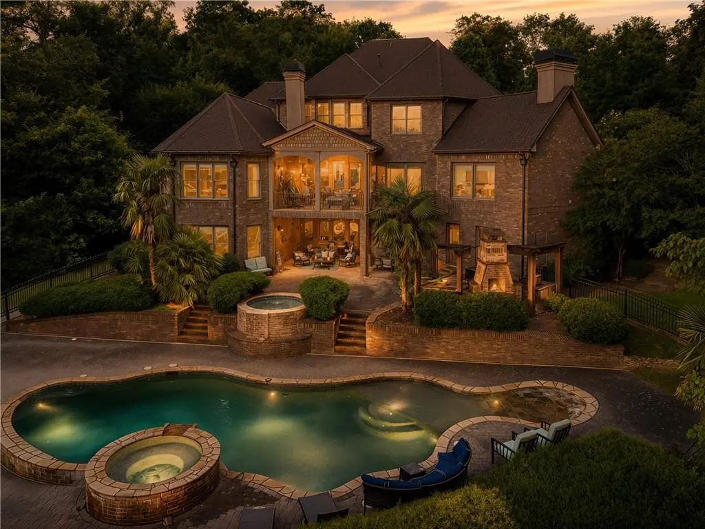 2020 Derby Lane, Braselton