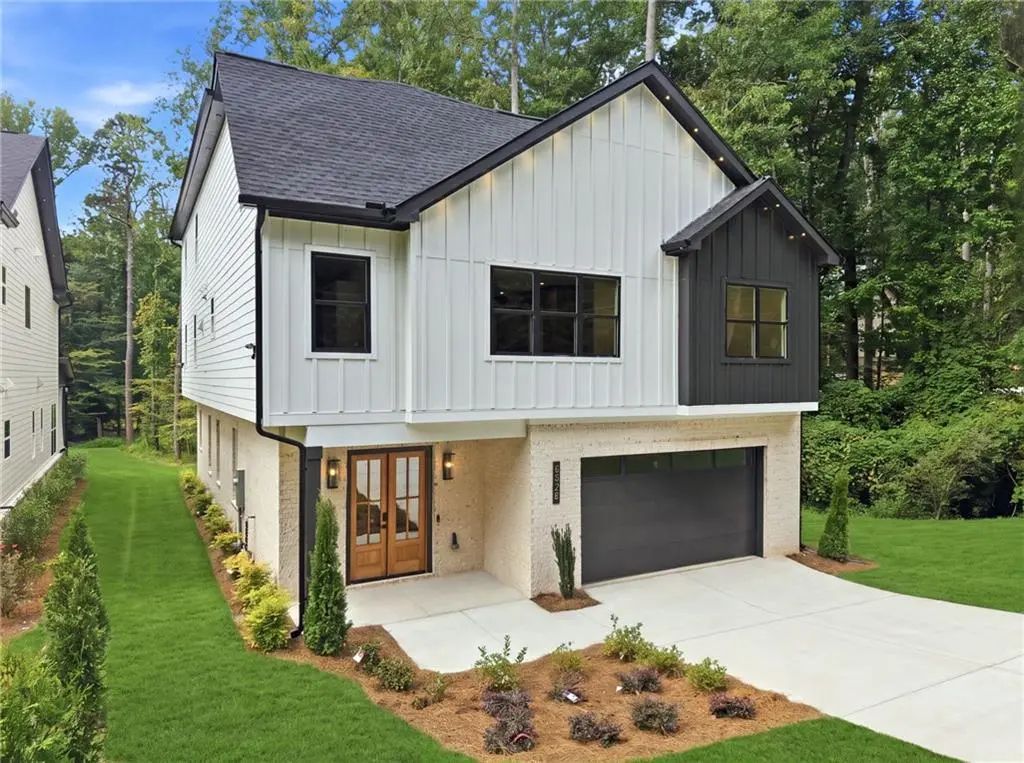 5028 Hidden Branch Drive, Sugar Hill