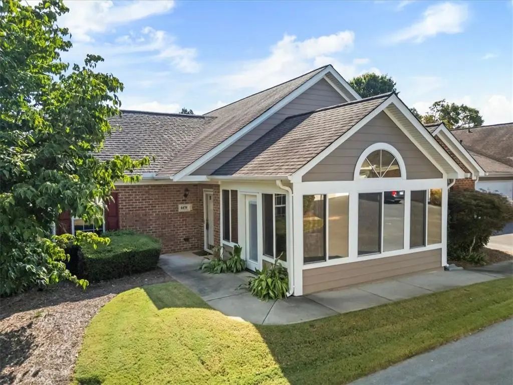 4476 Orchard Trace, Roswell