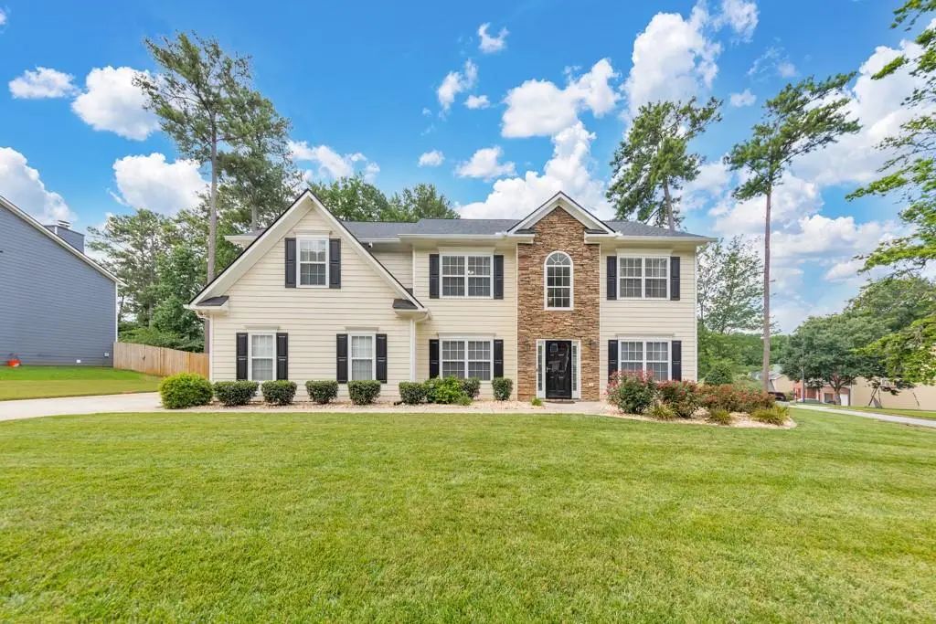 221 Courtland Oaks Drive Sw, Marietta