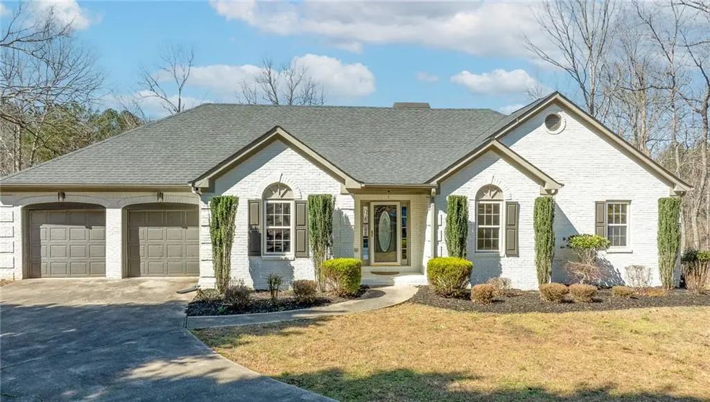 8160 Stone Hill Road, Cumming