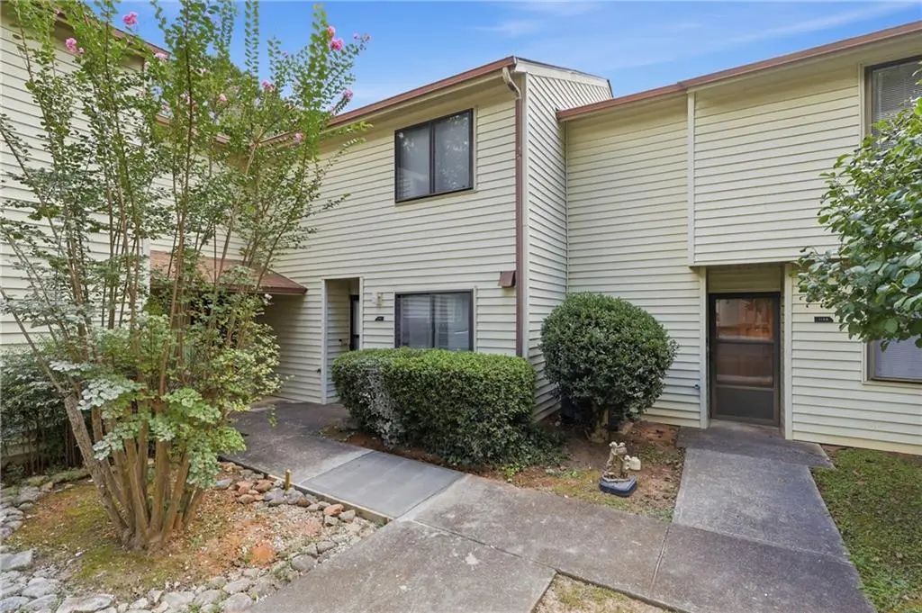 1144 Country Court, Lawrenceville