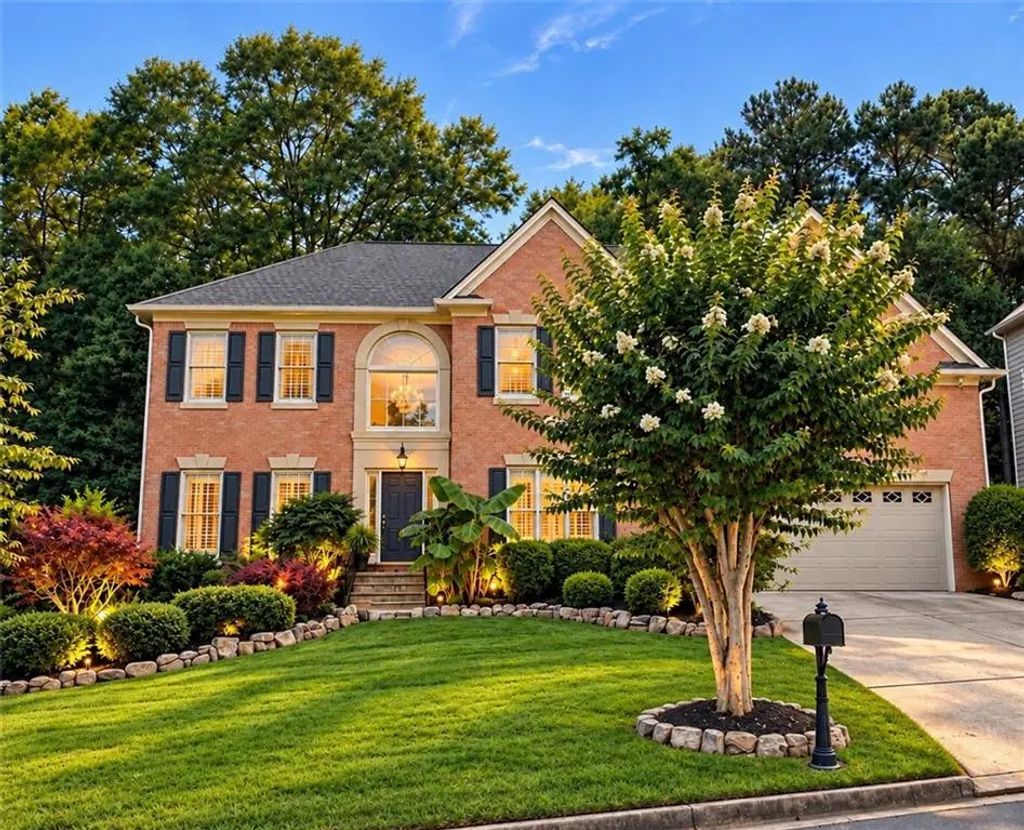 275 Gladeside Path, Johns Creek