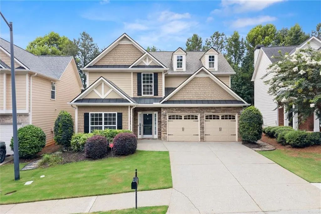 433 Highlands Loop, Woodstock