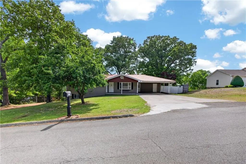 1780 N Boyd Drive, Rocky Face