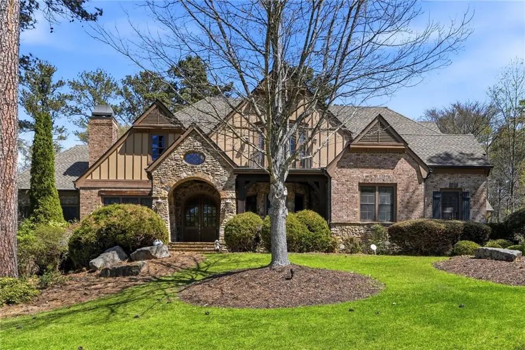 983 Little Darby Lane, Suwanee