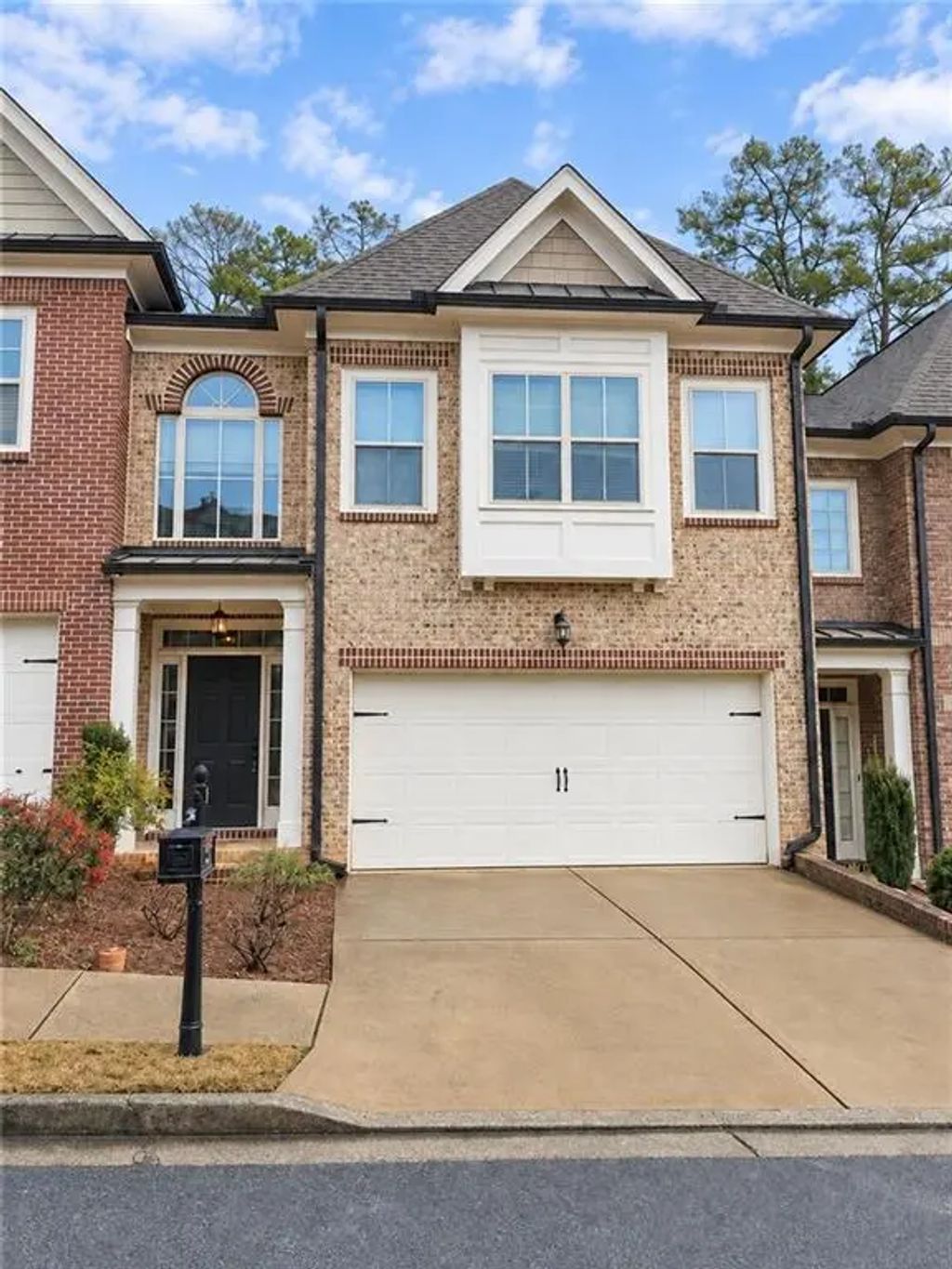10550 Arlington Point, Alpharetta