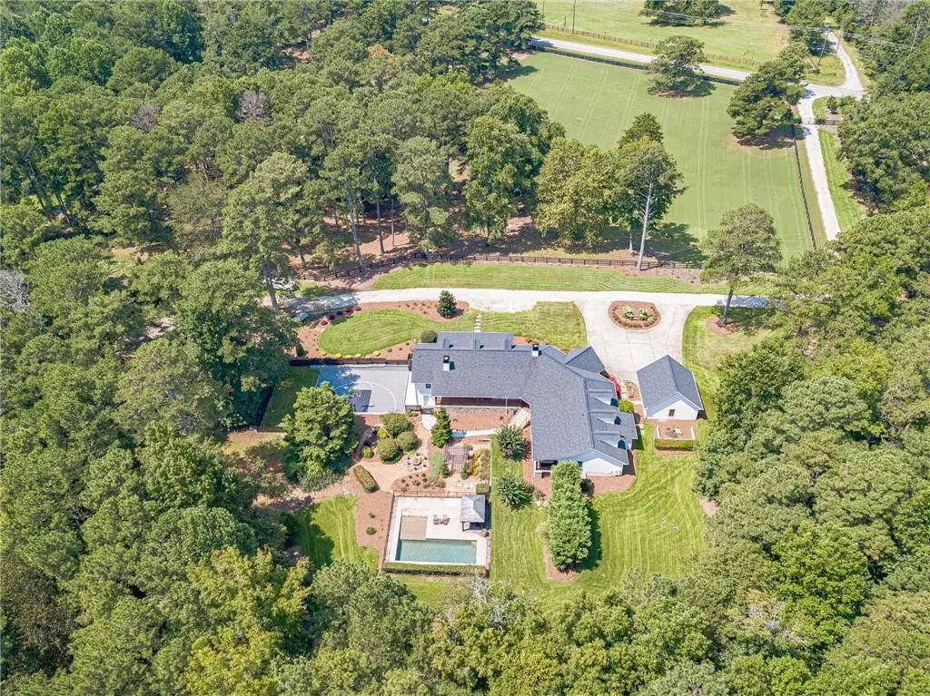 9667 Ephesus Church Road, Villa Rica