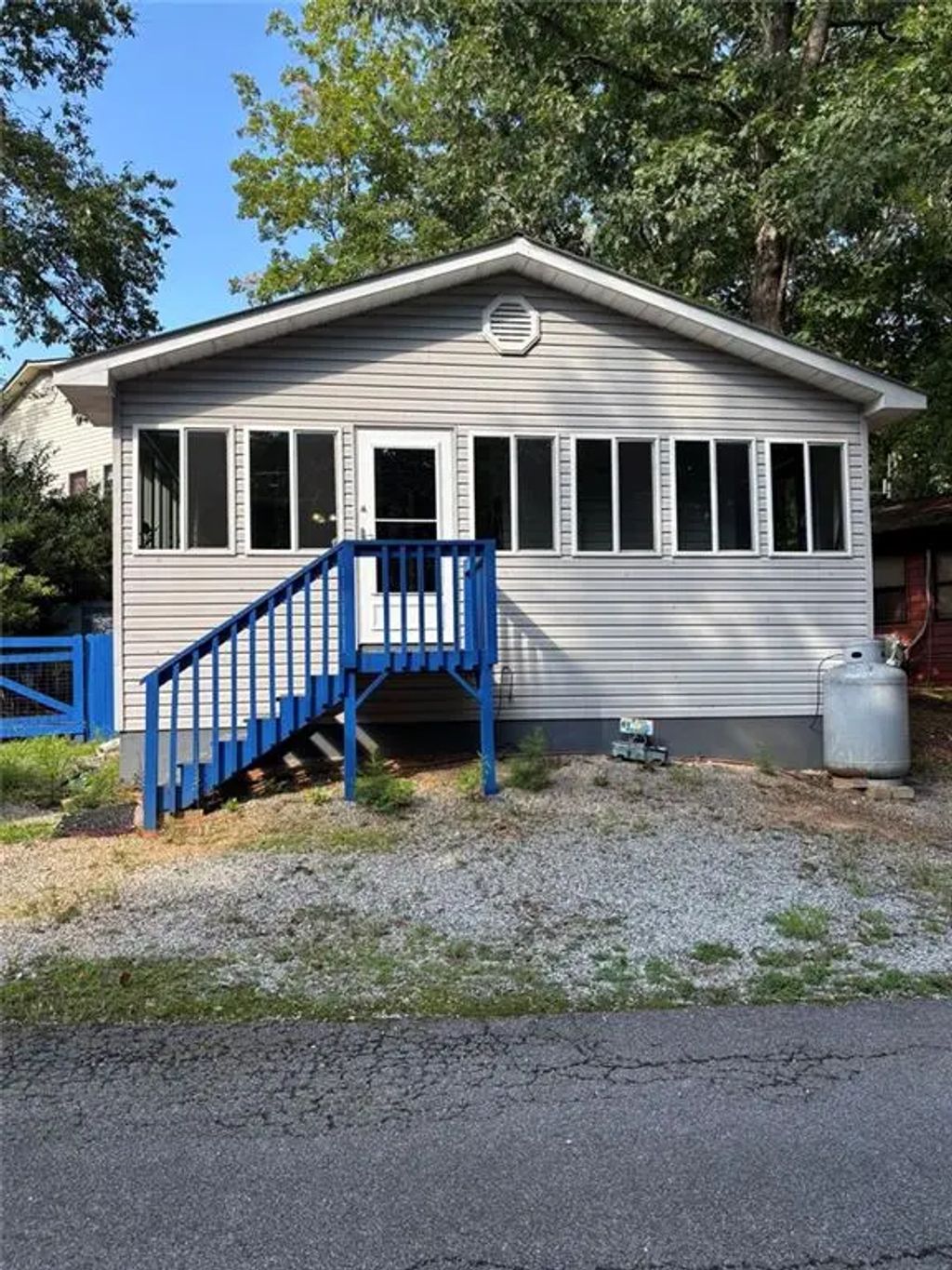 61 Rocky Lane, Cleveland