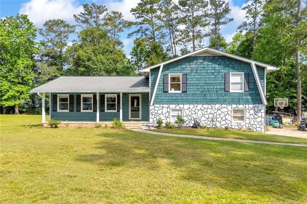 144 Zion Wood Road, Loganville