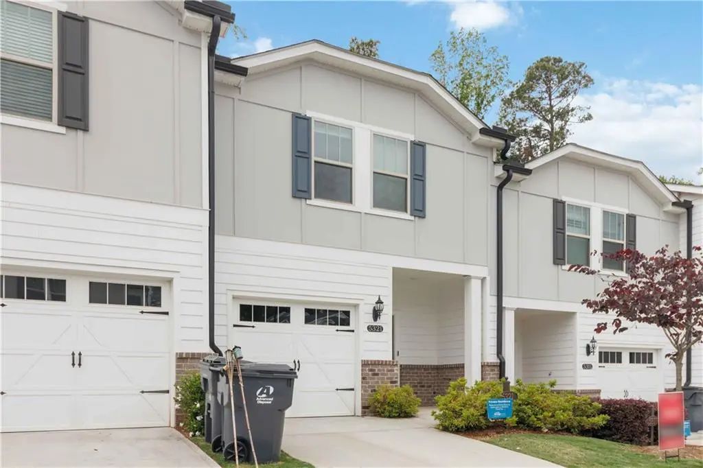 5321 Glade Park Drive, Lilburn