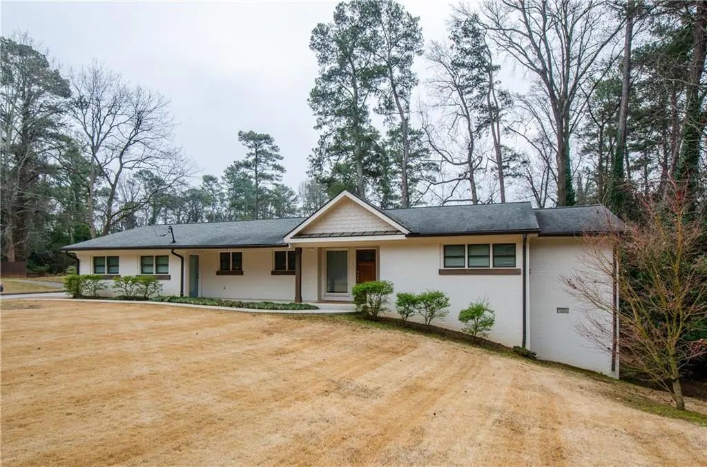 399 Hammond Drive, Atlanta