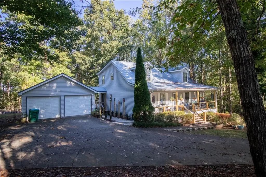 1859 Land Road, Canton