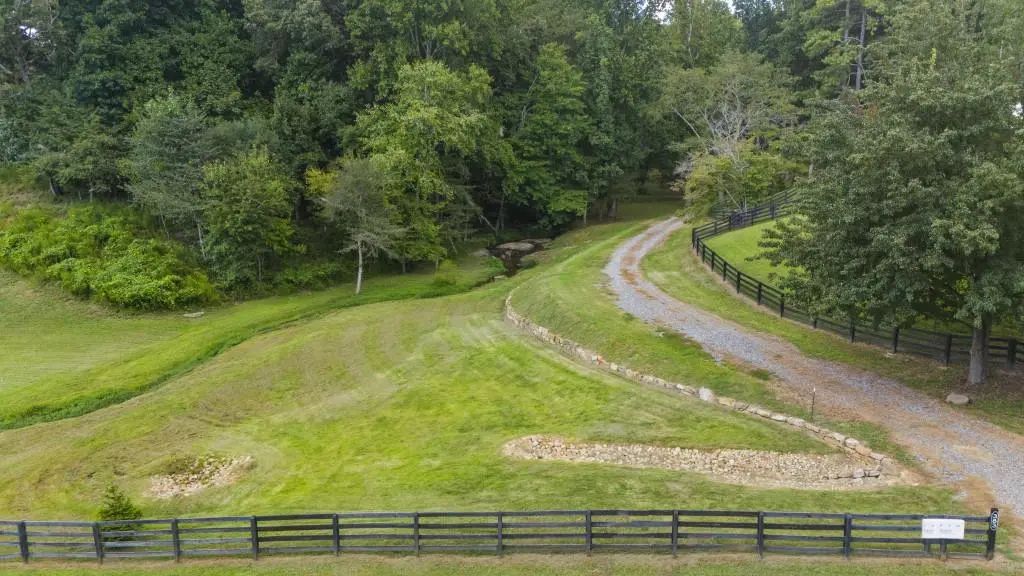 383 Liberty Grove Rd, Alpharetta