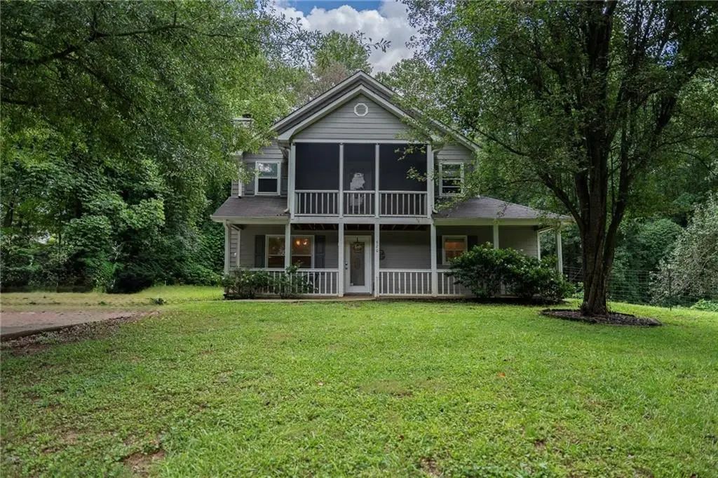 620 Beau Court, Winder
