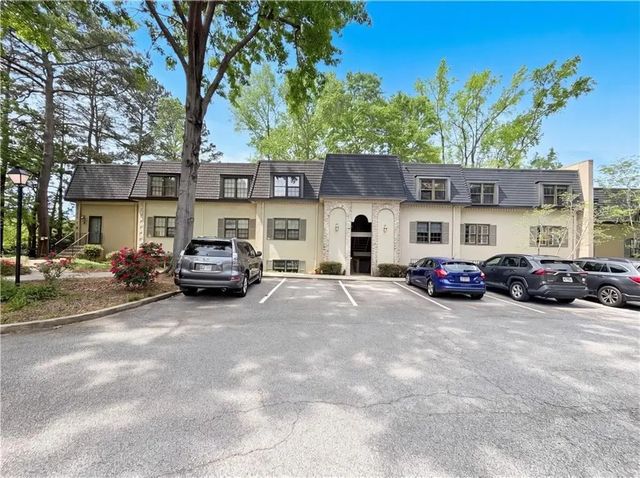 27 Chaumont Square Nw, Atlanta