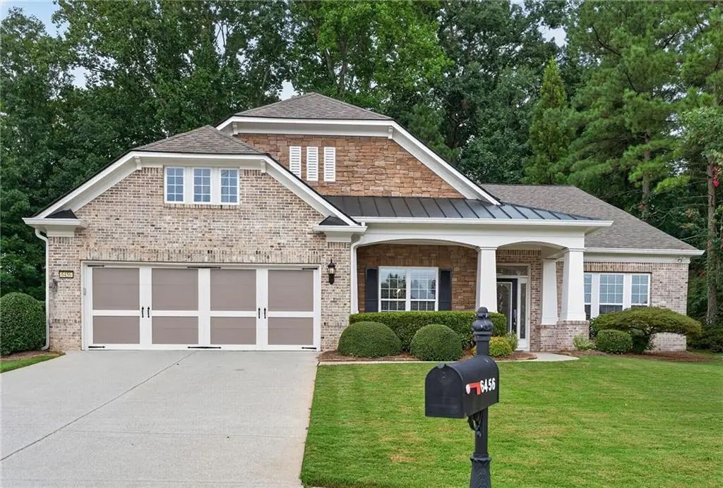 6456 Falling Water Lane, Hoschton