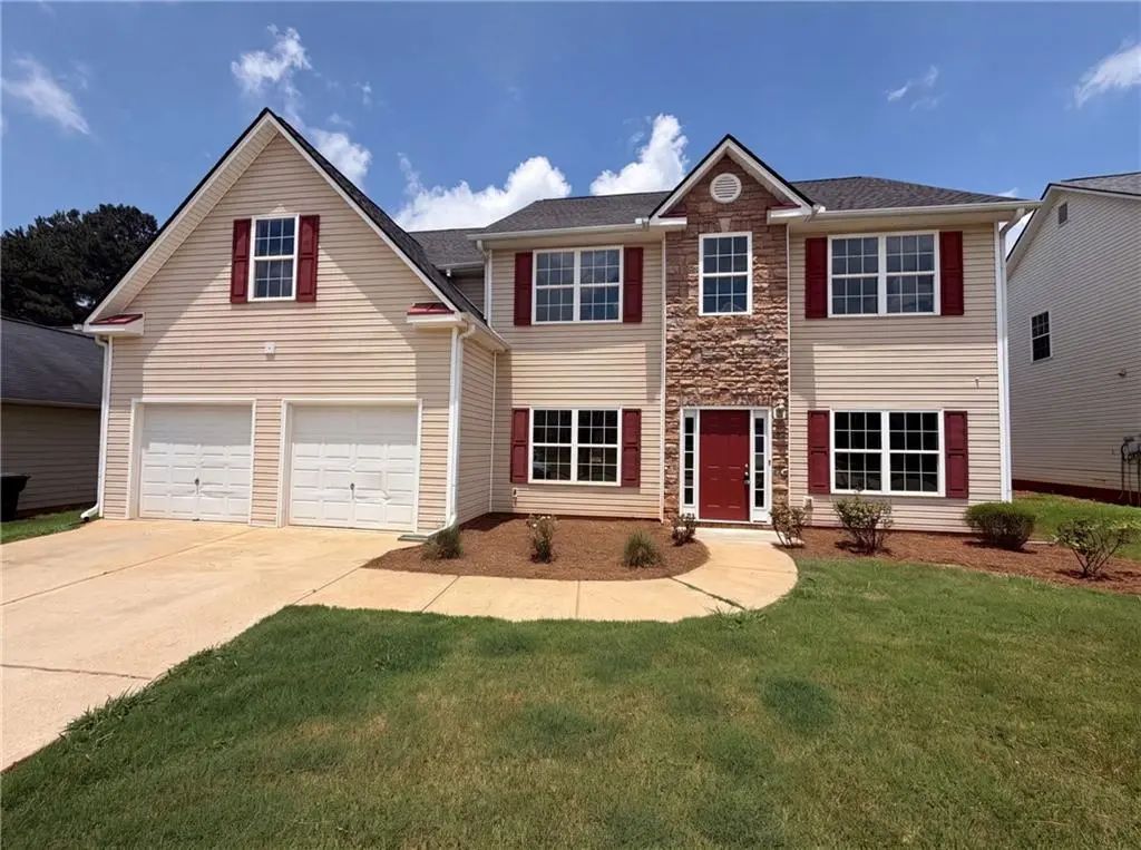 212 Summergate Lane, Villa Rica