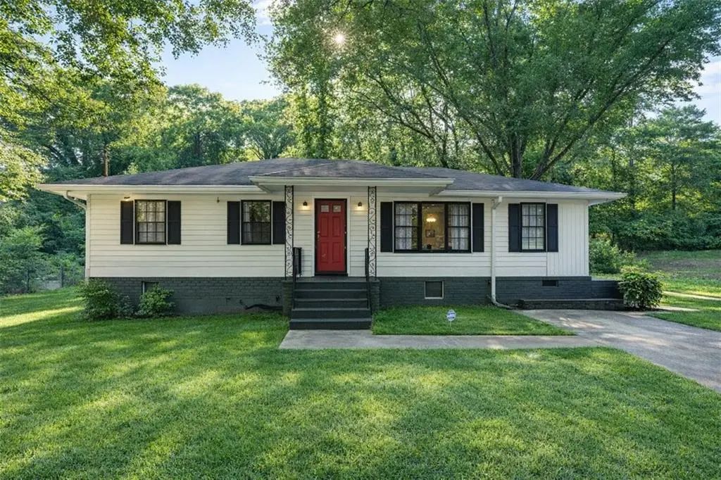 3599 Saturn Drive Nw, Atlanta