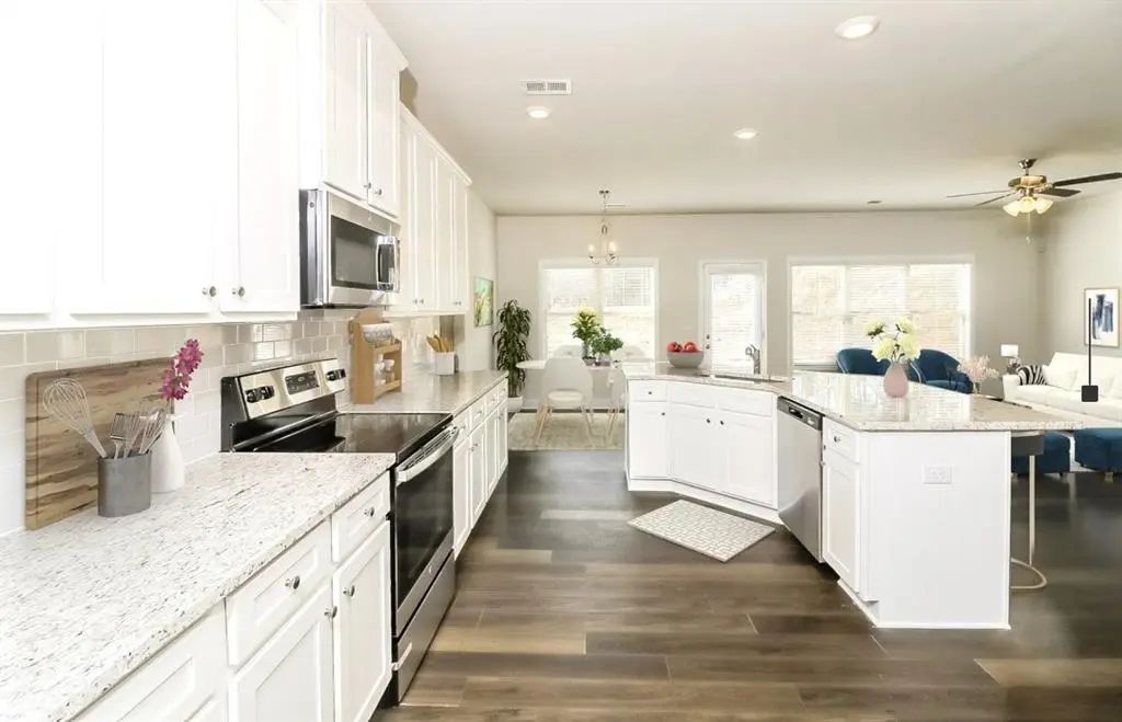 Unit 073 B - 24 Creekwater Drive, Acworth