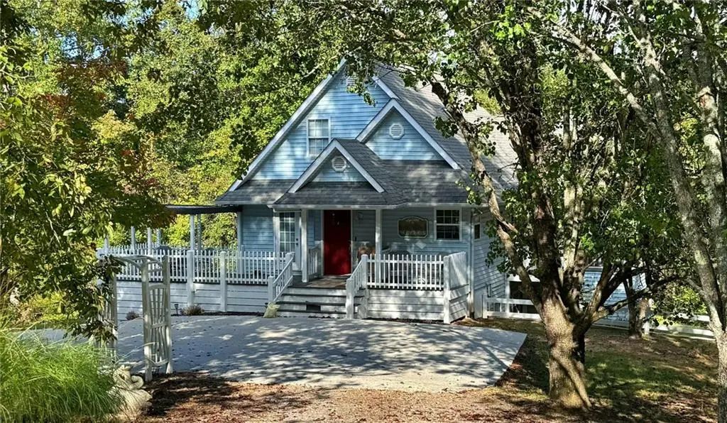 452 River Forest Run, Cleveland