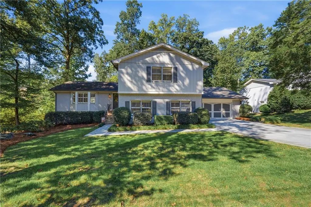 4946 Village Creek Drive, Dunwoody