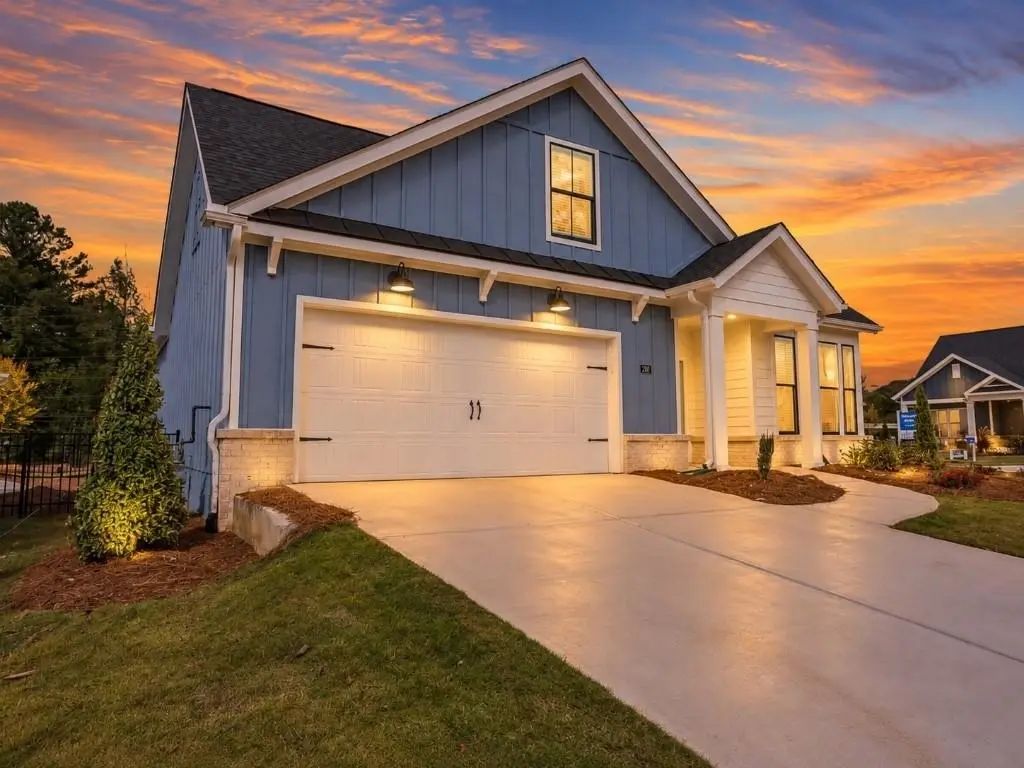 200 Persimmon Drive, Holly Springs