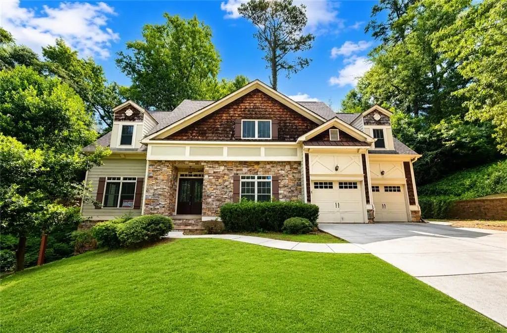 722 Iroquois Drive Ne, Marietta