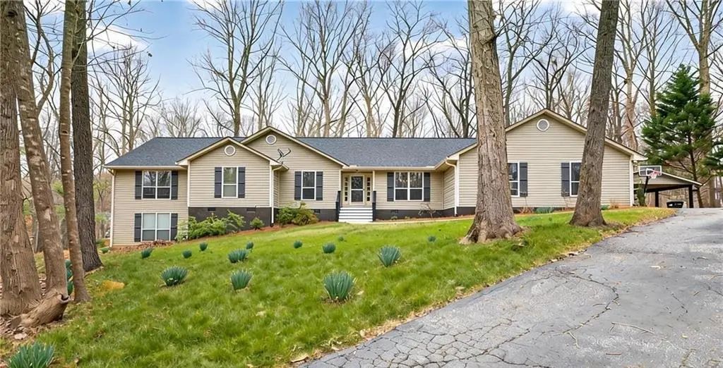 241 Staghorn Trail, Nicholson