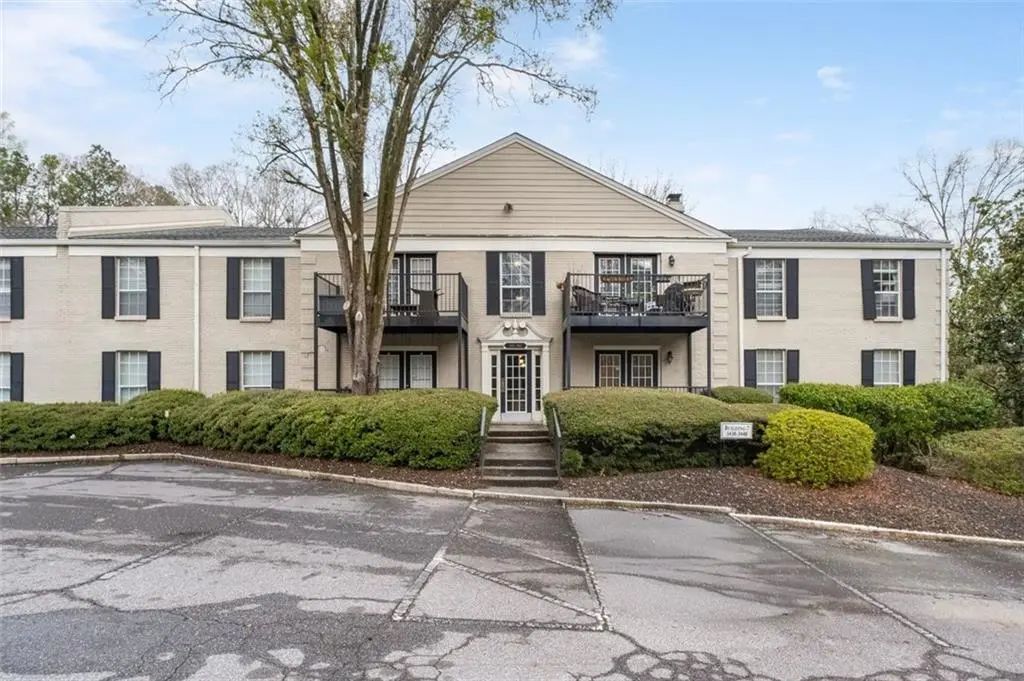 Unit 103 - 3440 Essex Avenue, Atlanta