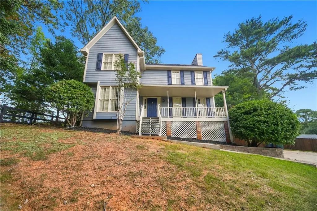 2690 Shadow Pine Drive, Roswell