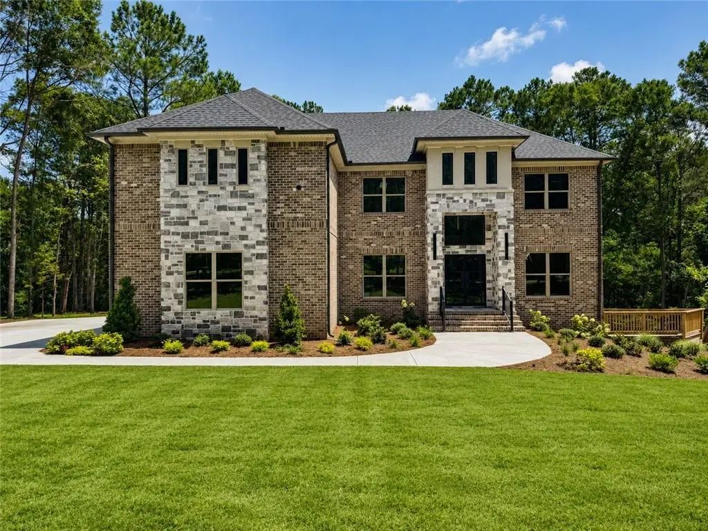 1306 New Hope Church Road, Loganville