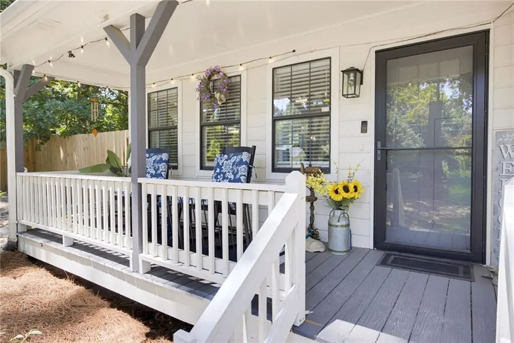 437 School Road, Dallas