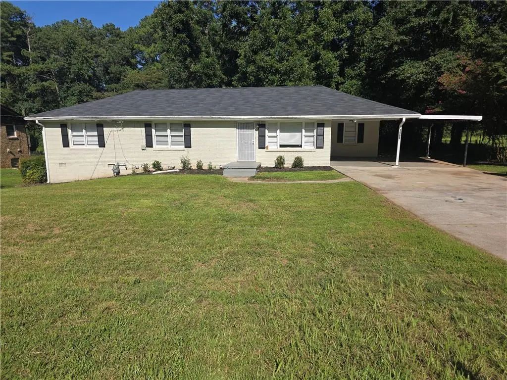 1868 Mclain Lane, Decatur