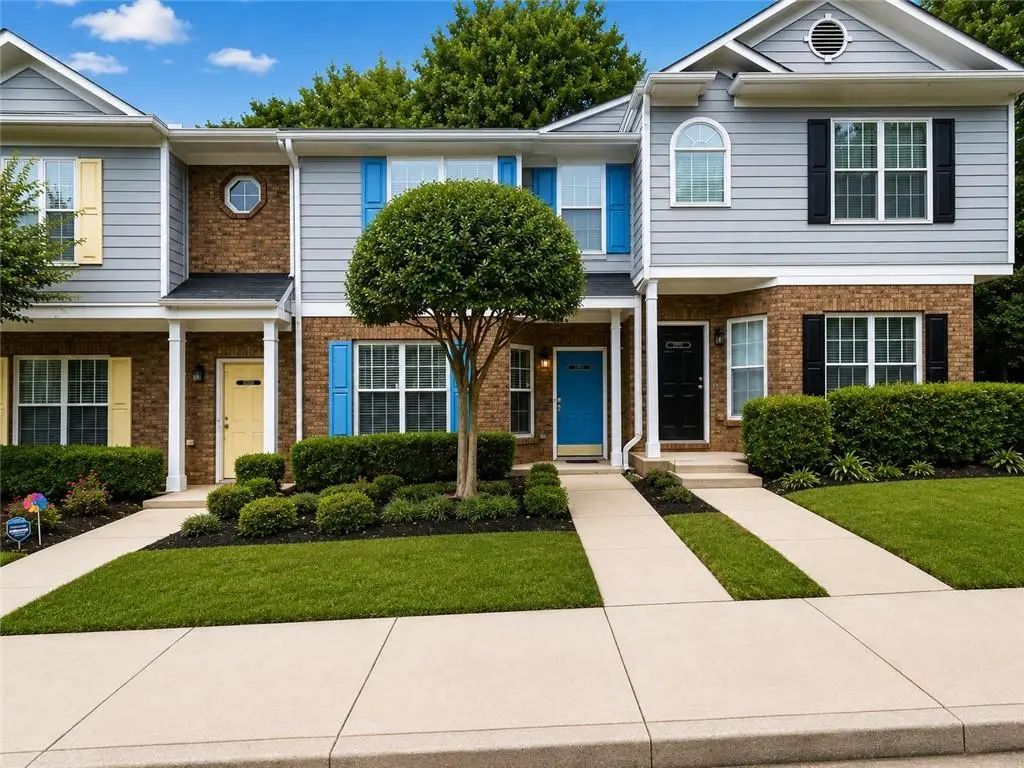 2523 Walden Lake Drive, Decatur