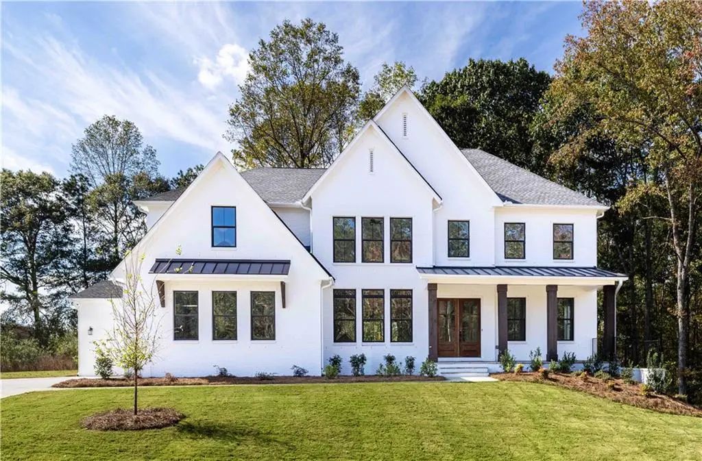 5055 Sire Bend, Milton