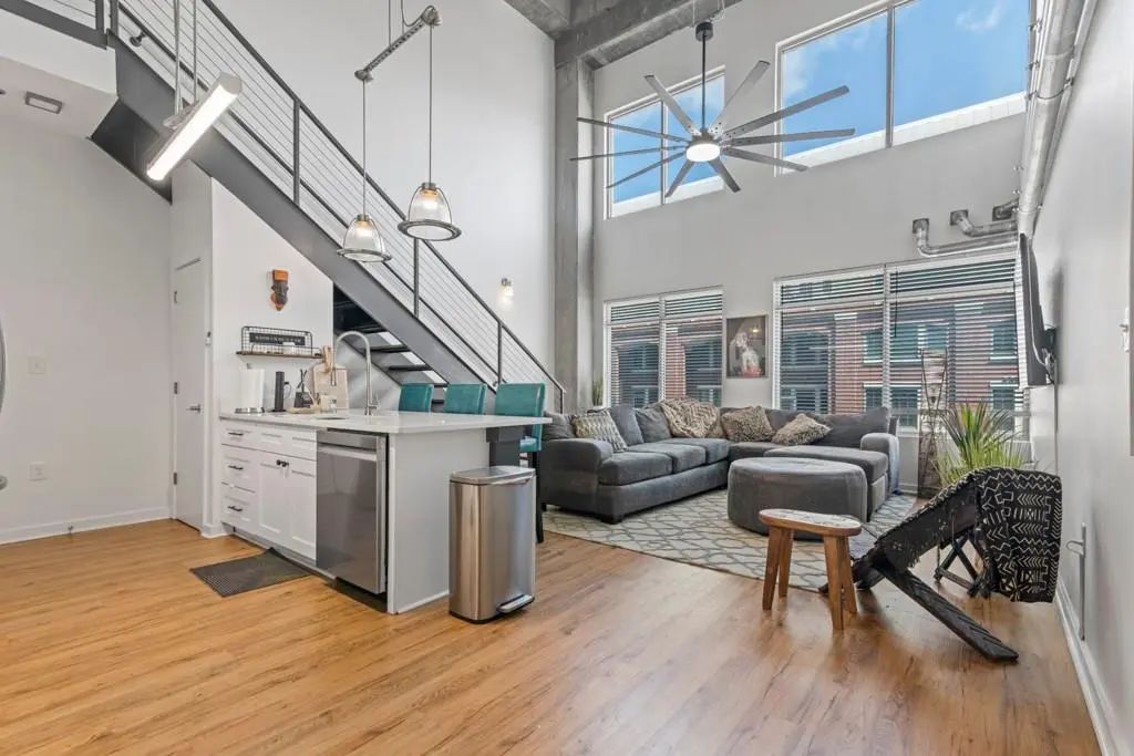 Unit 10320 - 260 18th Street Nw, Atlanta