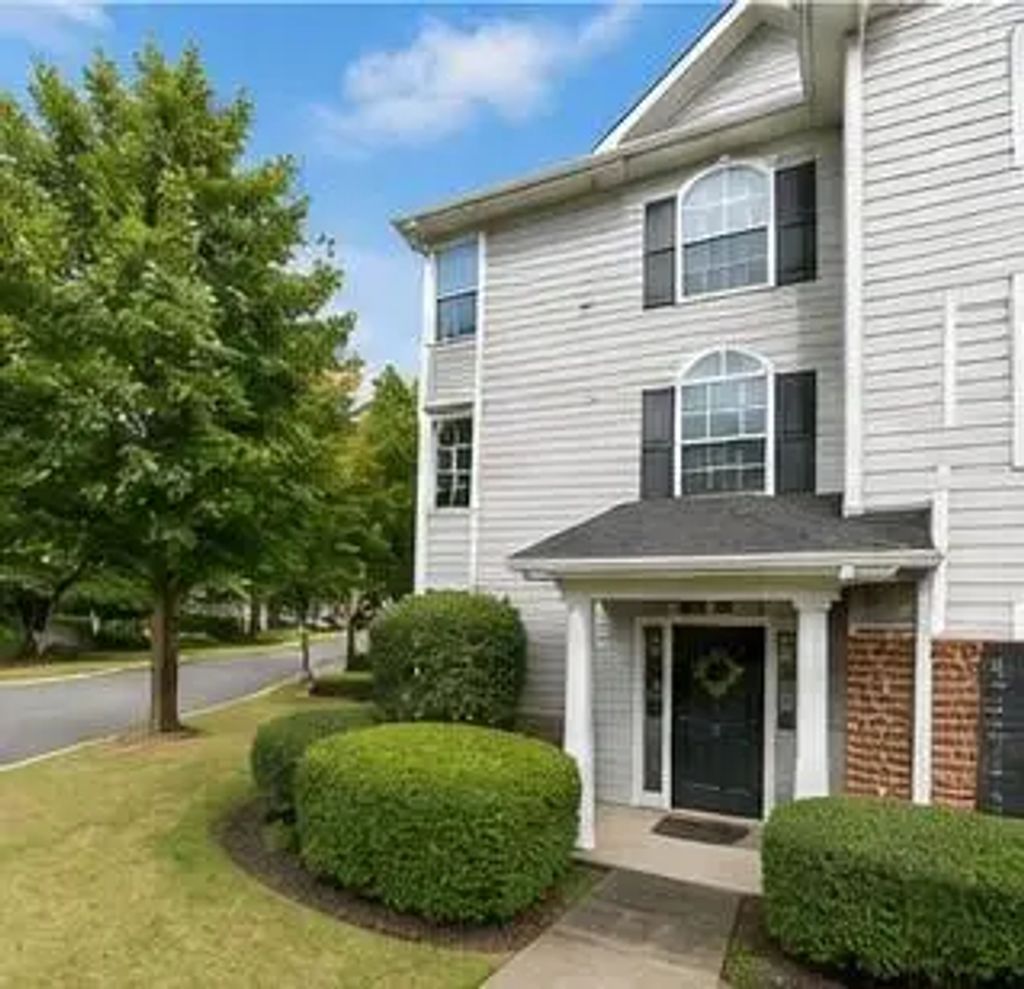 812 Vinings Forest Lane Se, Smyrna