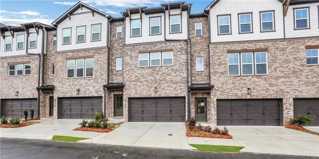 326 Sunset Hollow Street, Sugar Hill
