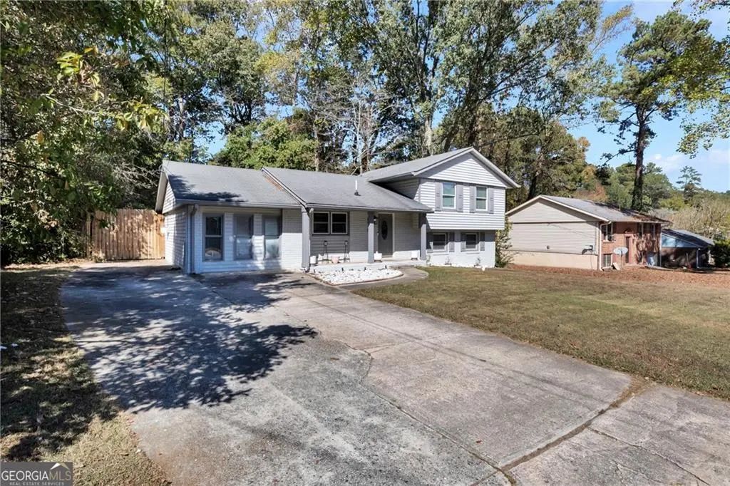 6575 Hidden Brook Trail, Atlanta