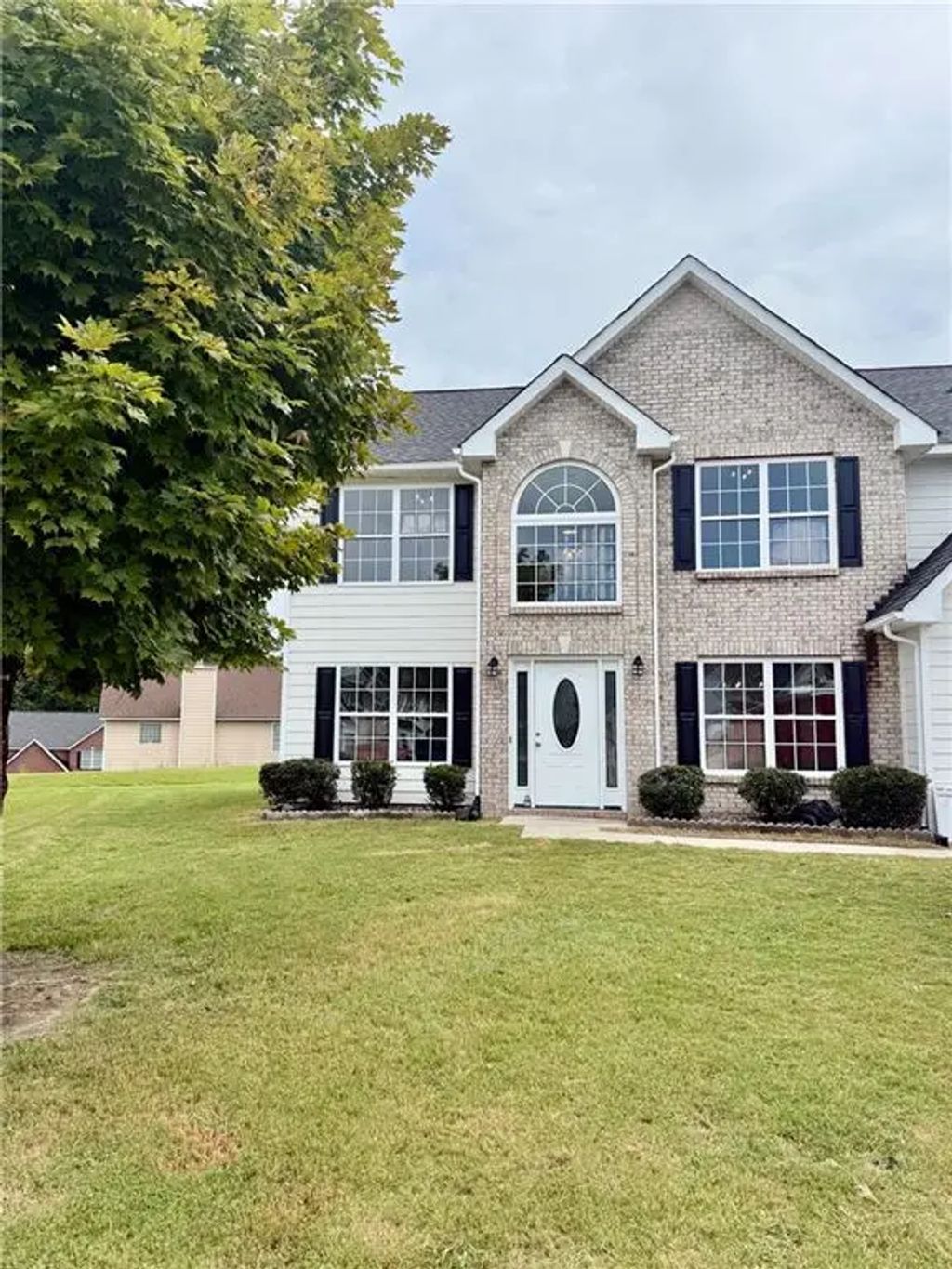510 Shire Lane, Fairburn