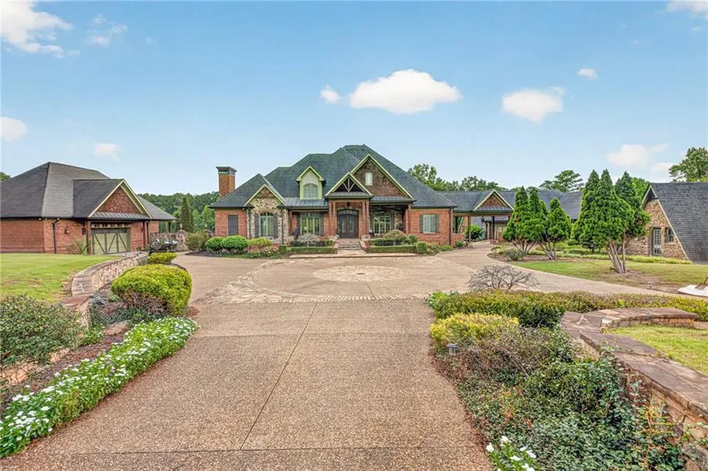 4984 Donald Drive, Loganville