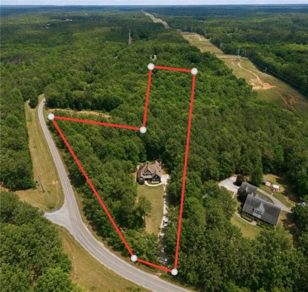 12 N Alexander Creek Road, Newnan