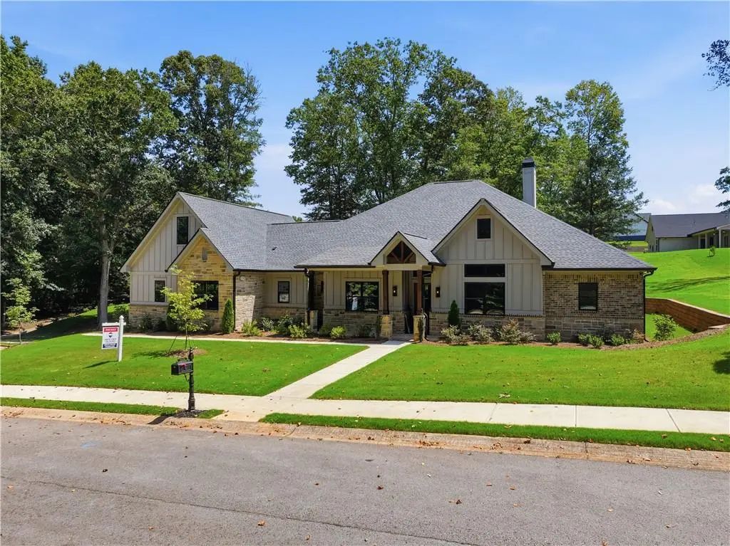 1652 Red Cedar Road, Commerce