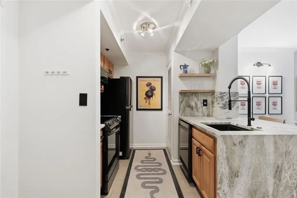 Unit 603 - 795 Hammond Drive, Sandy Springs