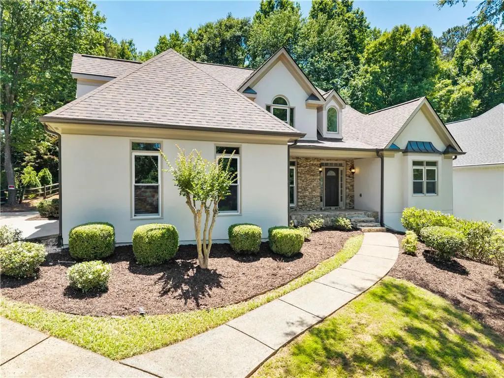 9890 Groomsbridge Road, Johns Creek