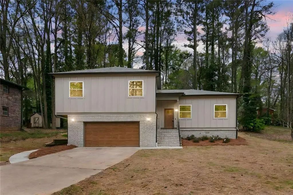 2911 Pine Valley Circle, Atlanta