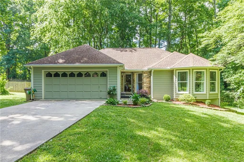 1950 Buice Court, Cumming