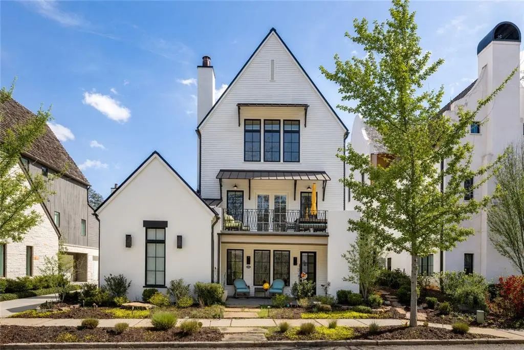 326 Mado Lane, Chattahoochee Hills